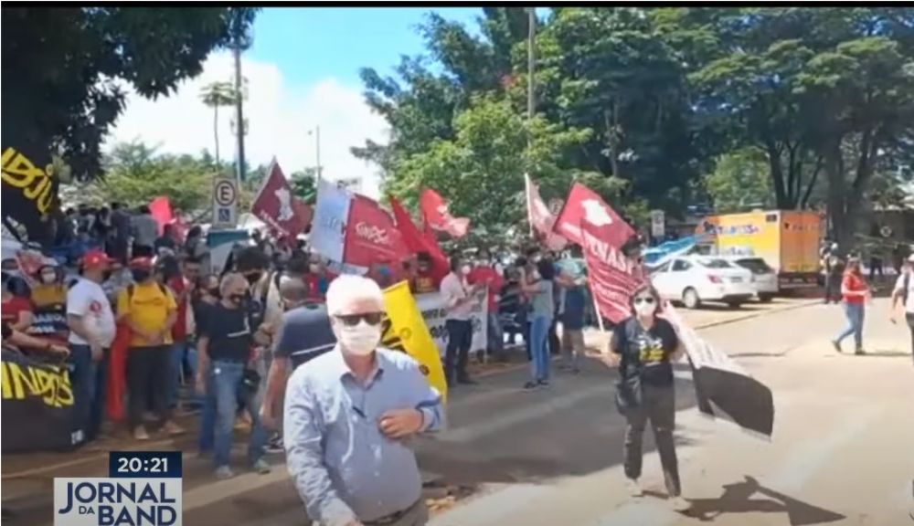 Mosap participa de protesto de servidores que pressiona Guedes e pede reajuste de 28%